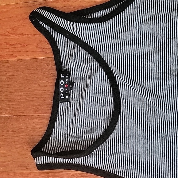 Poof tank top - Picture 2 of 2